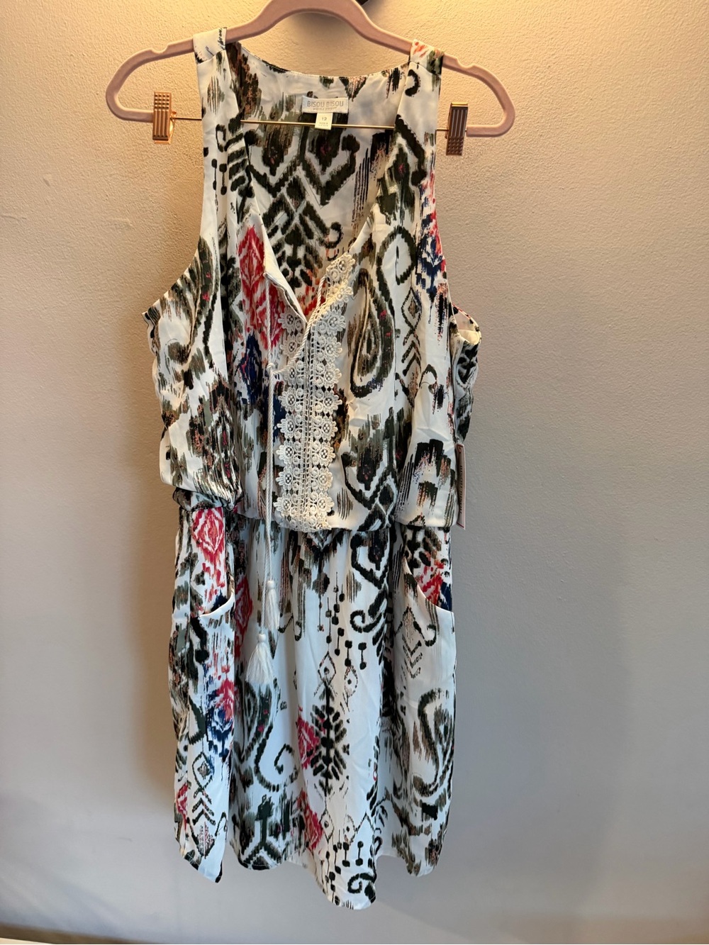 Bisou Bisou Michele Bohbot Ikat Print Lace Trim Blouson Dress Cream Olive Red 12